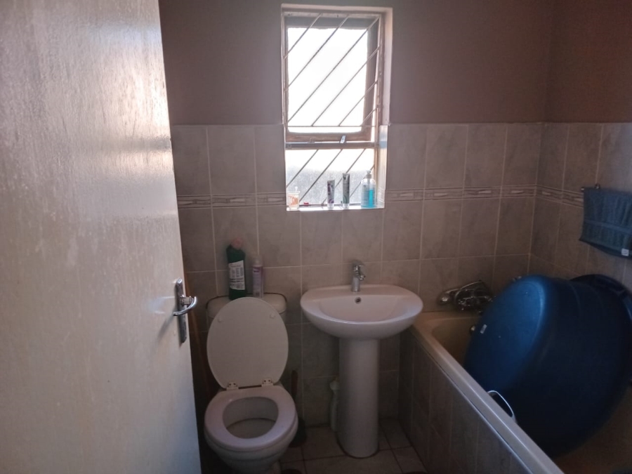 2 Bedroom Property for Sale in Motherwell Nu7 Eastern Cape